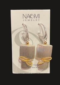 139 Twist Earring GV by NAOMI